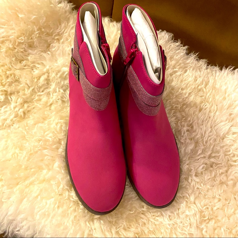 Lands’ end girl ankle wrap bootie